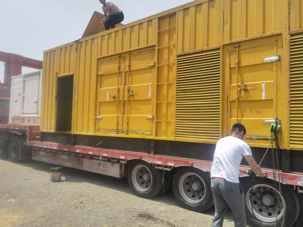 隆昌发电机出租100KW发电机需要什么规格的电缆线？