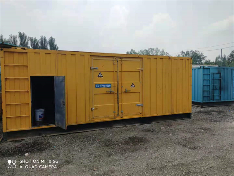 隆昌200KW柴油发电机组需要配备什么型号的电缆线？