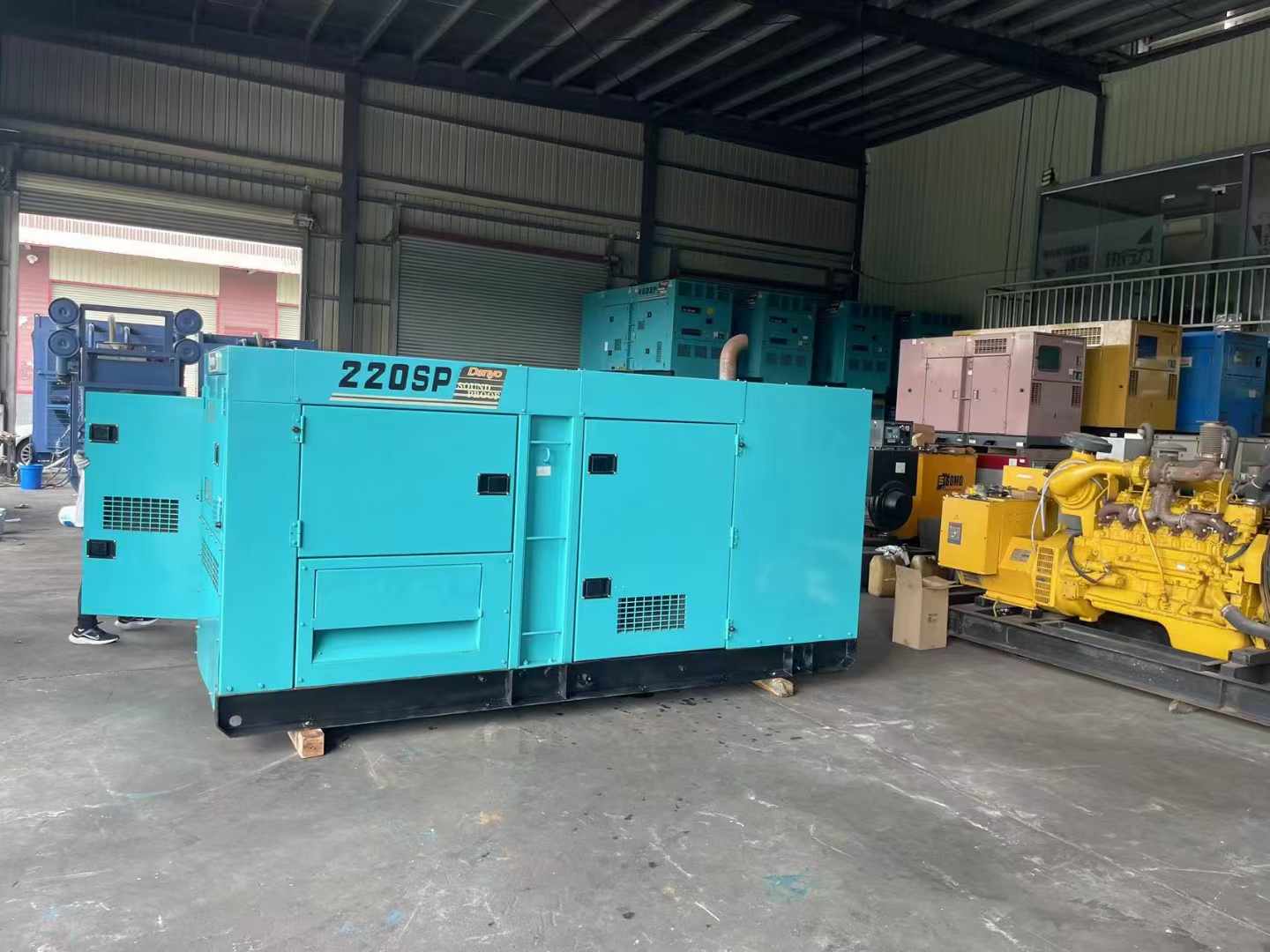 隆昌800kW 柴油发电机的输出电流波动范围是多少？